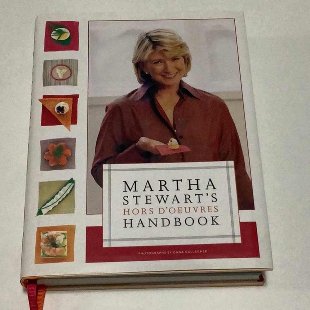 Martha Stewart Hors D'Oeuvres Handbook